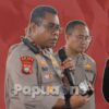 Kapolda Papua Barat Irjen Pol. Johnny Eddizon Isir mengingatkan agar seluruh personel senantiasa menjaga soliditas, disiplin, serta