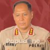 Gudang pembuatan minuman keras oplosan (palsu) jenis Anggur API dan Vodka Robinson berhasil dibongkar Polda Papua Barat.