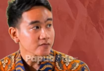 Ray Rangkuti Sebut Wapres Gibran Tidak Bisa Diandalkan Tangani Permasalahan Gejolak Nasional 11 Menurut Ray Rangkuti, Prabowo bukan berniat negosiasi dagang ketika berangkat ke Tiongkok, sehingga keberangkatan Kepala Negara bisa