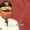 Sejumlah atlet dan official cabor berprestasi Pekan Olahraga Nasional (PON) XX Tahun 2021 di Papua, berkunjung Yan Christian Warinussy.